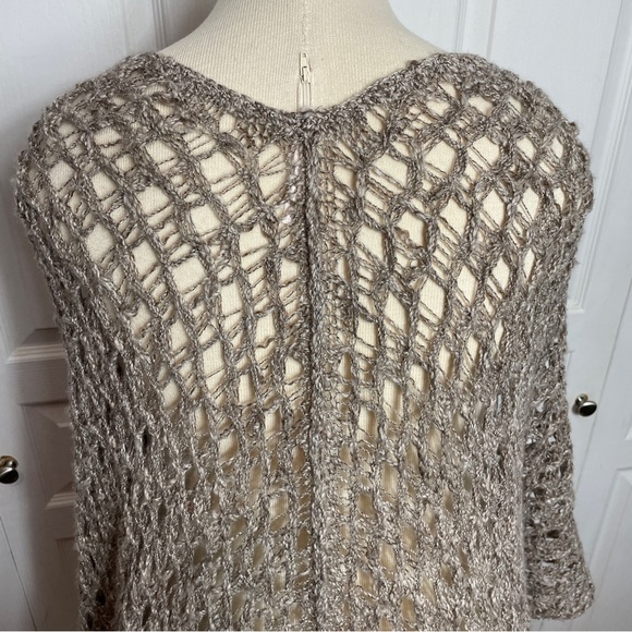 FREE PEOPLE Poncho Shawl - Picture 7 of 15